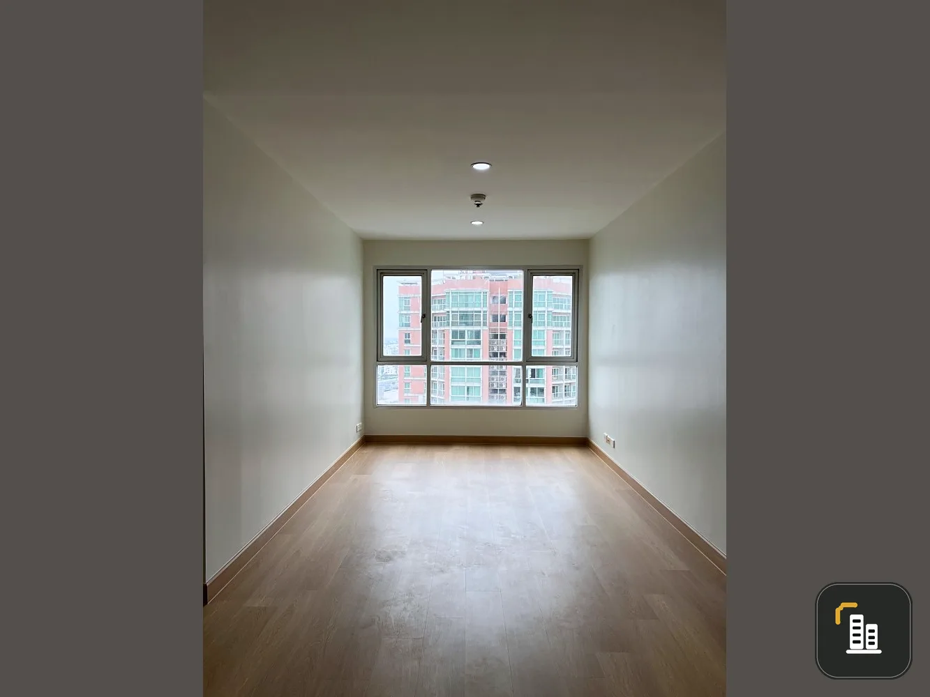 For sale Lumpini Place Water Cliff Condo, 20th floor, city view, empty room, room decorating lovers should not miss this.