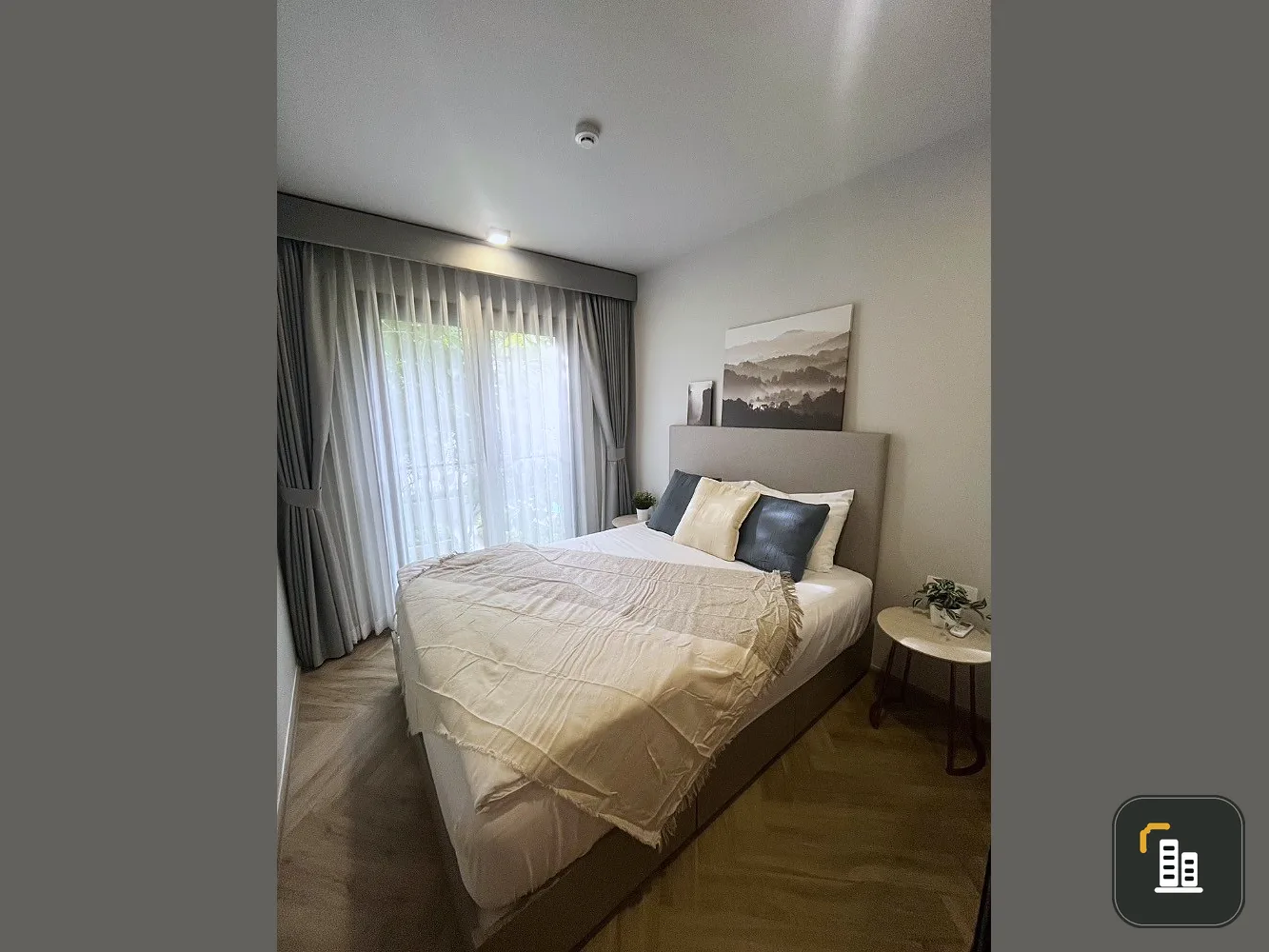 For sale: Chapter Thonglor 25, 2nd floor, garden and swimming pool view, beautiful room, fully furnished, ready to move in, reserve now!