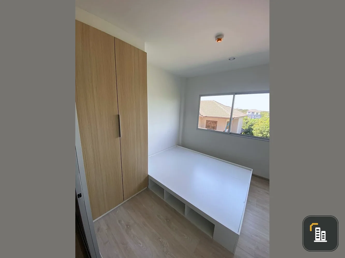 Urgent sale, Sena Kit Westgate - Bang Bua Thong, 3rd floor, not too high, comes with a very attractive price, hurry and reserve it now.