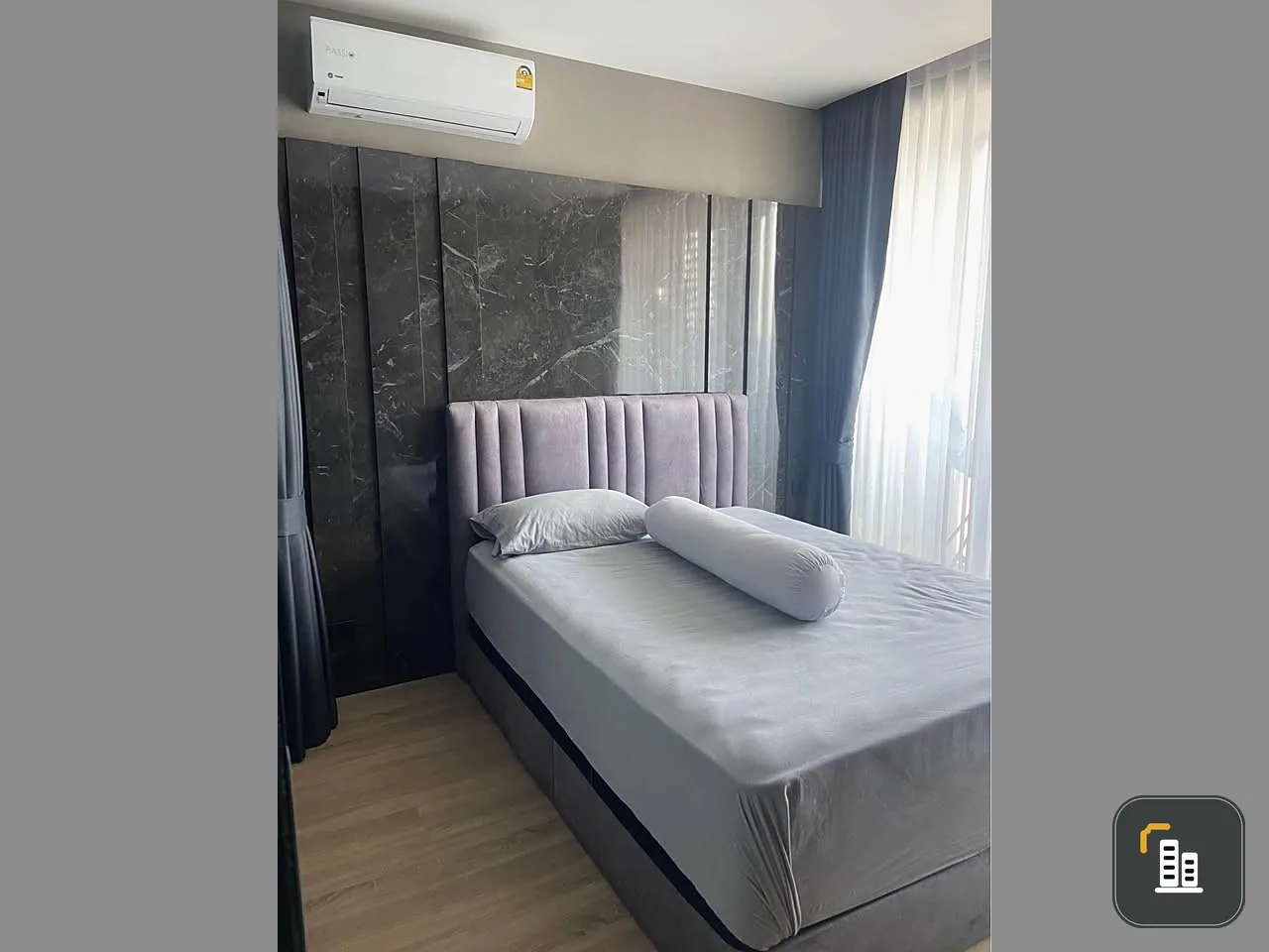 Condo for sale, XT Phayathai, corner room, definitely quiet, plus a furnished room ready to move in, just drag your bags and move in.
