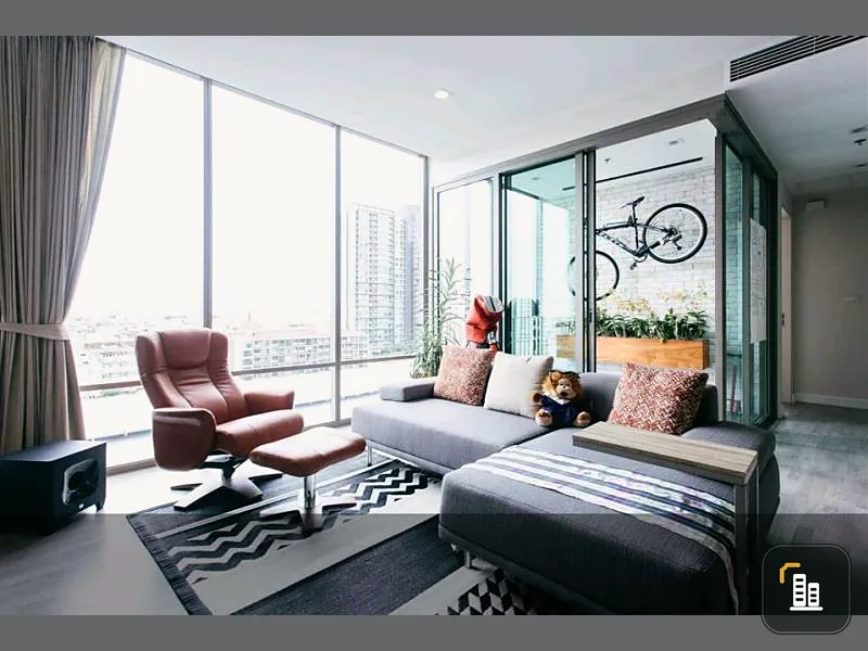 Corner room, The Room Bts Wongwianyai, 2 bedroom condo for sale, beautiful decoration, great view, facing north, great atmosphere