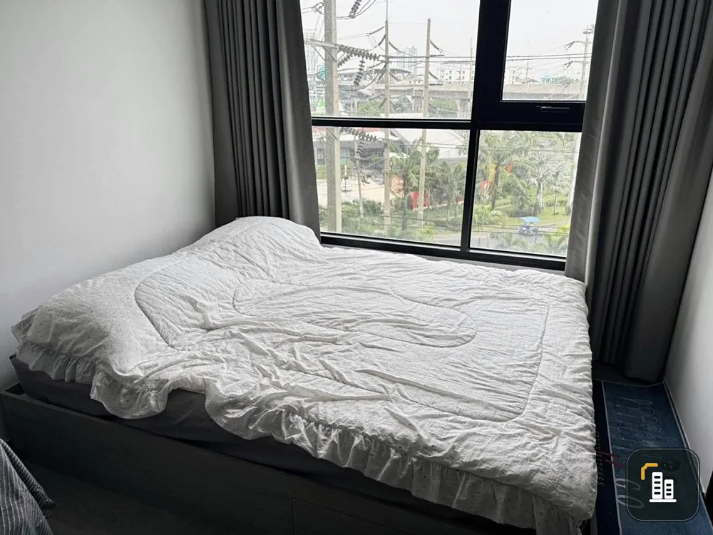 For sale: The Origin Sukhumvit-Sai Luat E22 Station, 4th floor, outside view, fully furnished, hurry and reserve now.