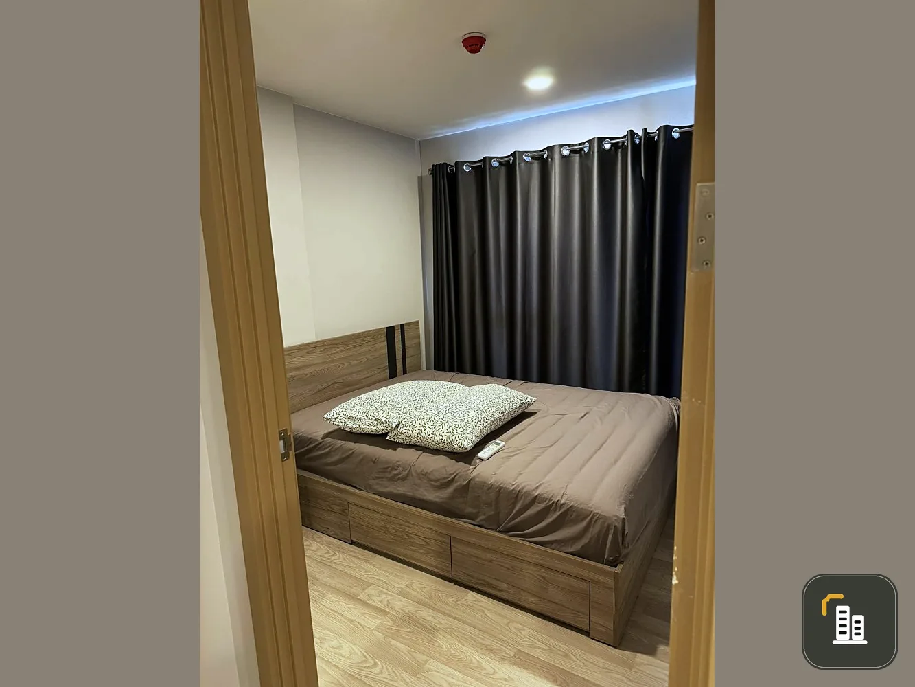 For sale: Plum Condo Sukhumvit 97.1, 8th floor, pool view, fully furnished room, ready to move in, reserve now, urgently.