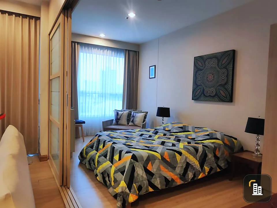 Condo for sale, The Light House Sathorn - Charoen Nakhon, 6th floor, pool view, complete electrical appliances End up in one room