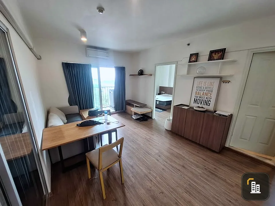 For sale, U Delight Ratchadaphisek, 2 bedrooms, plenty of usable space, view out of the building, wide, comfortable to the eye, interested in booking