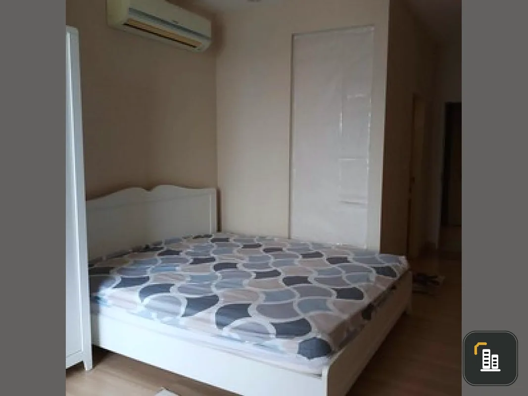 Very worthwhile. The Lighthouse Sathorn-Chareonnakorn for rent, nice room, affordable price, fully furnished, book now.