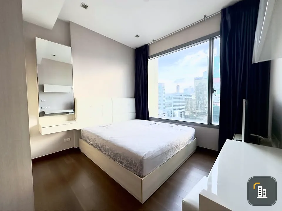 Condo for sale Q Asoke, ready to move in, complete with furniture and electrical appliances. If you don't reserve, you'll regret it later. I'm telling