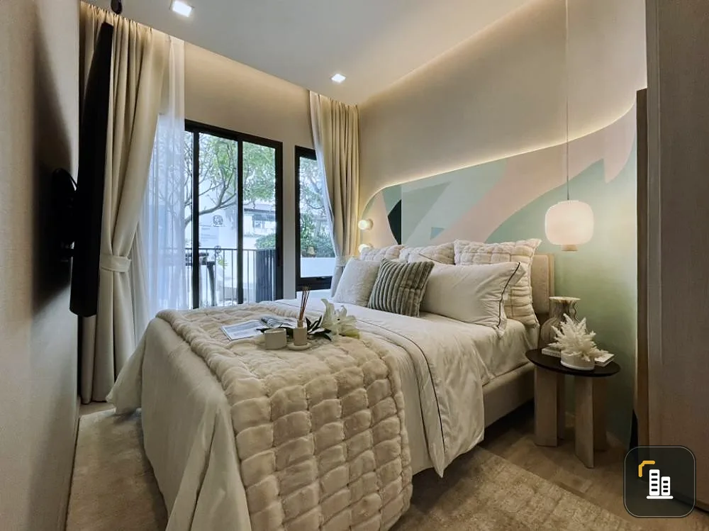 Down payment sale Reference Sathorn - Wongwianyai Combine room, good height, view of the Chao Phraya River bend, reserve now.