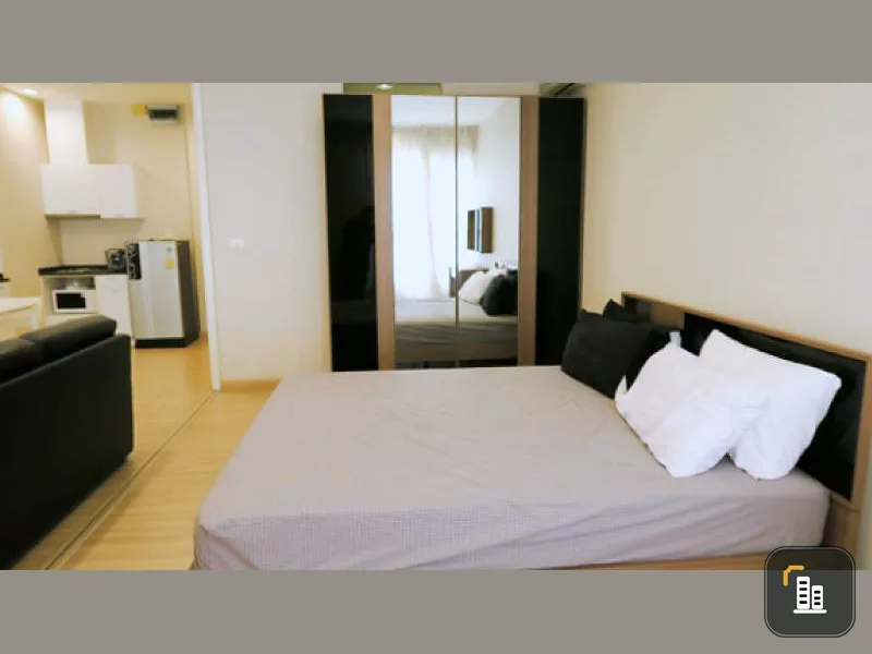Don't miss The Lighthouse Sathorn-Charoen Nakhon Condo for rent, flat decorated room, comfortable tone control, suitable for relaxing
