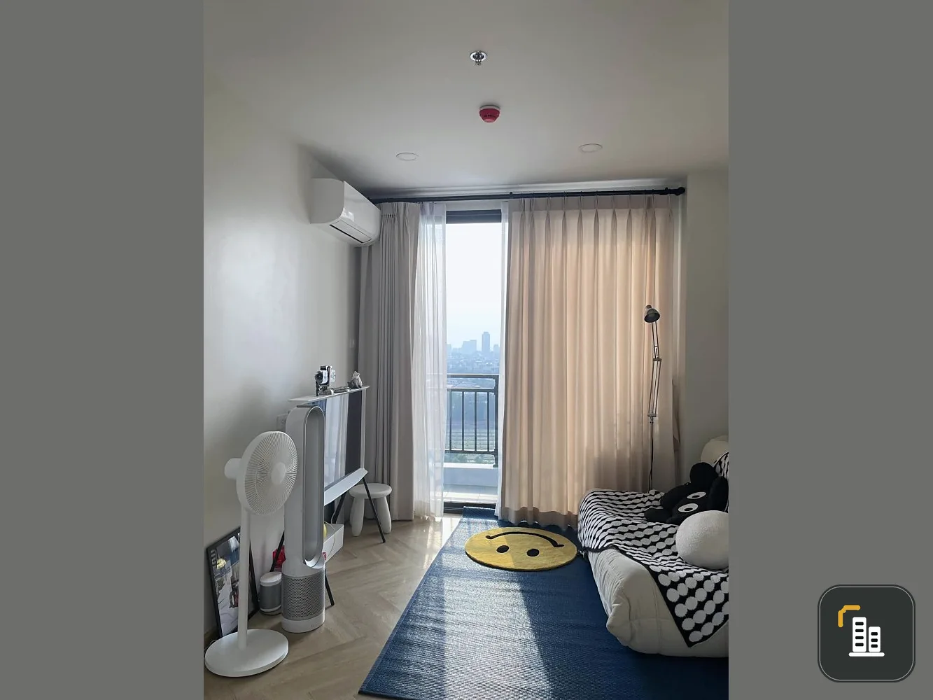 Condo for sale, Artisan Ratchada, 18th floor, high view, comes with a very good price, hurry up and reserve ownership today.