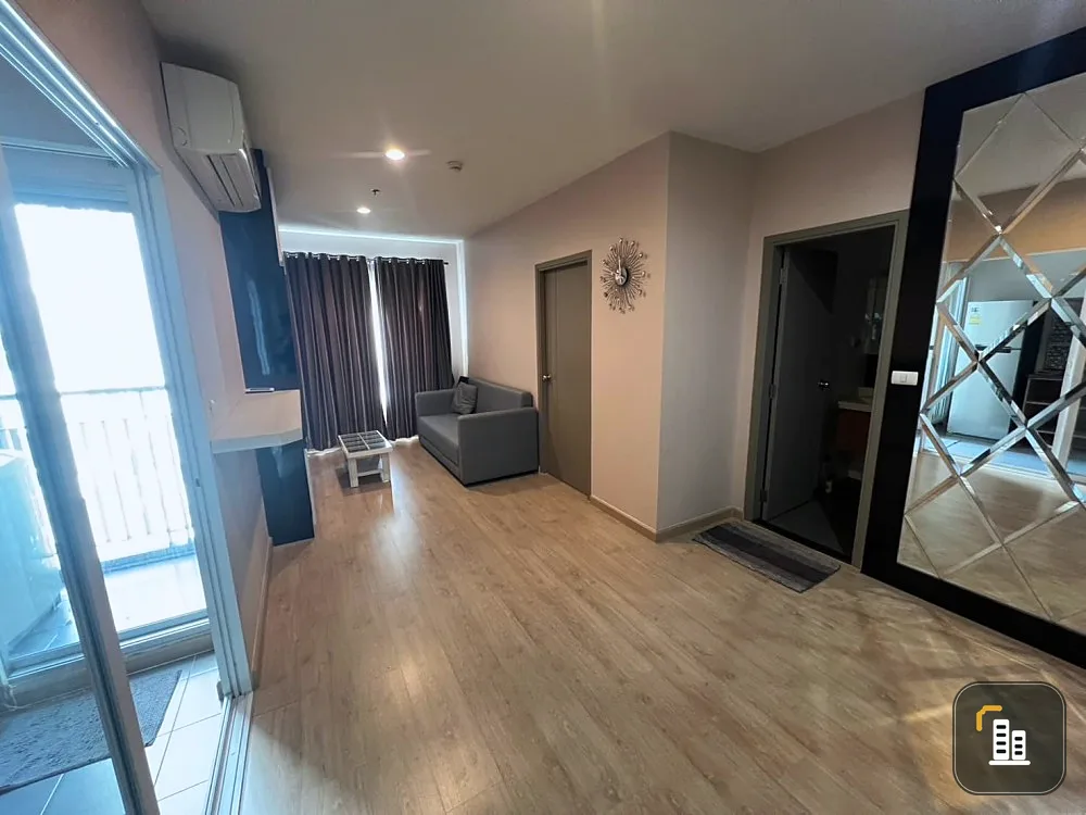 For rent: The Tempo Grand Sathorn-Wutthakat, beautiful room, fully furnished, just drag your bags and move in.