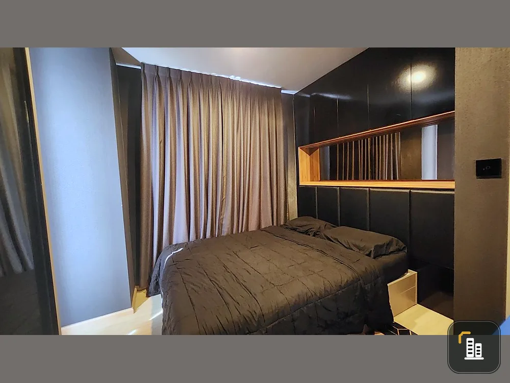 For sale: The Privacy Tha Phra Interchange, corner room, electric train view, 3 different directions, built-in throughout the room, interested, reserv
