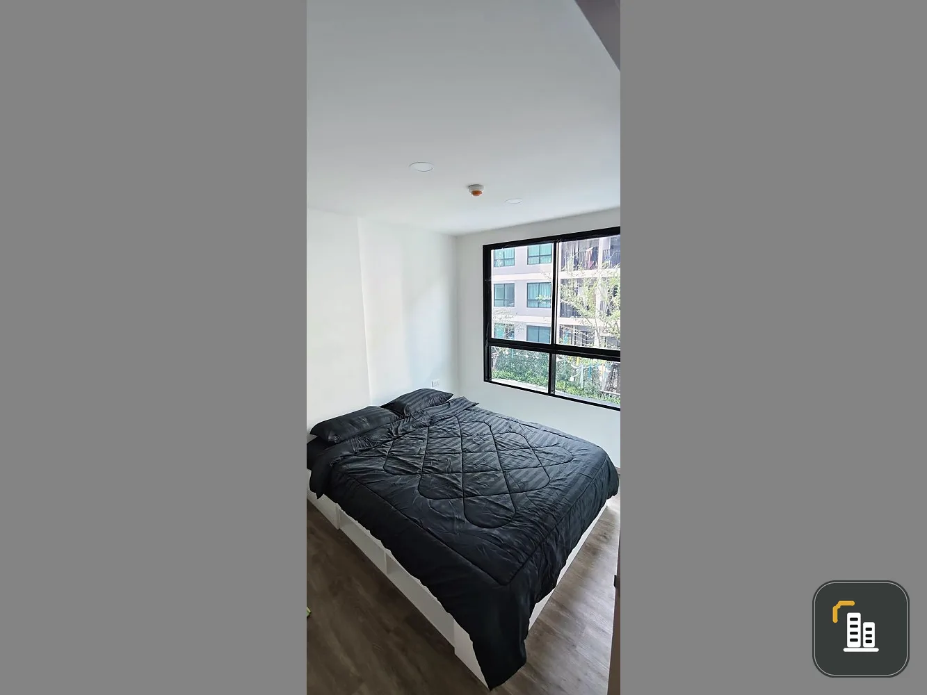 For sale, for rent, Flexi Suk Sawat, 3rd floor, bright and comfortable room, fully decorated, ready to move in, with a comfortable pool view. Don't wa