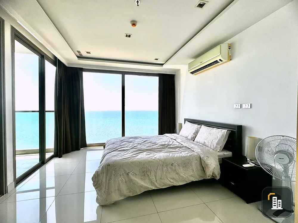 For rent: Wong Amat Tower, 16th floor, corner room, spacious room, fully furnished, ready to move in. Book now, don't miss out.