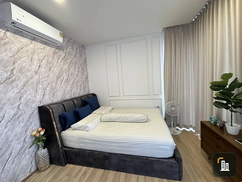 For sale: XT Phayathai, 10th floor, corner room, private, fully furnished, ready to move in, come and own it urgently.