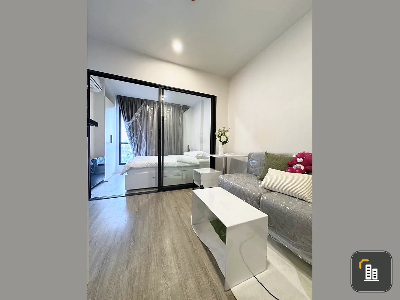 For rent: Blue Sukhumvit 105, Building B, 4th floor, great view, complete facilities in the room, don't miss it.