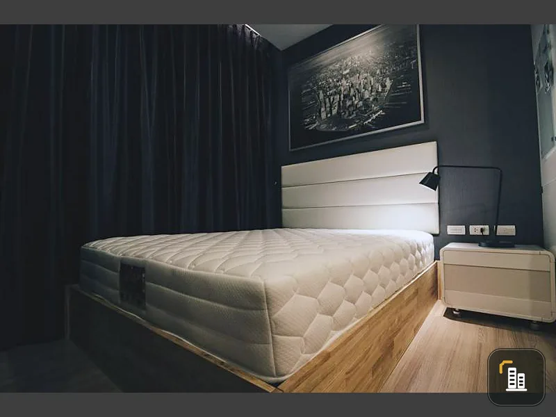 For rent, Urbano Absolute Sathon-Taksin Studio, 10th floor, south, not hot, city view, fully furnished, ready to move in.