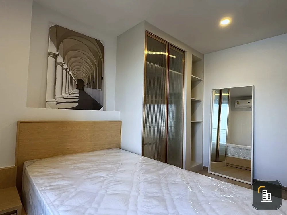 For rent Life asoke-rama4, a nice room, complete with furniture and electrical appliances, a great price. You must not miss it.