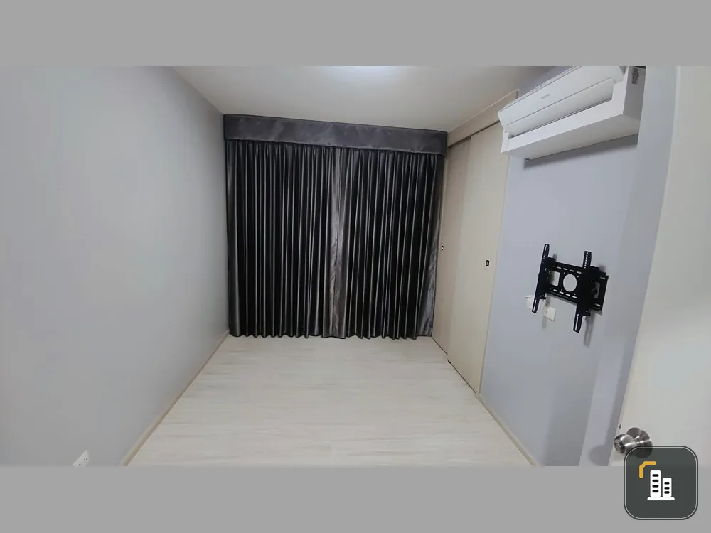 For sale: Aspire Ratchadaphisek 2, balcony with beautiful city view, no buildings blocking it, clean, airy room, nice to live in, you must reserve it.