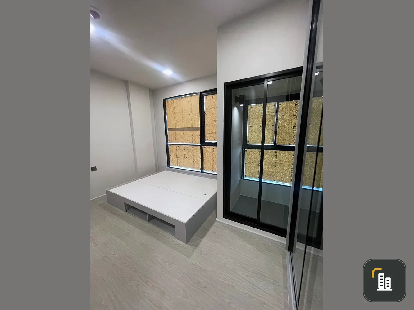 For rent: KAVE Pop Salaya, 3rd floor, comes with complete furniture and appliances, just bring your bags and move in. Reserve now!