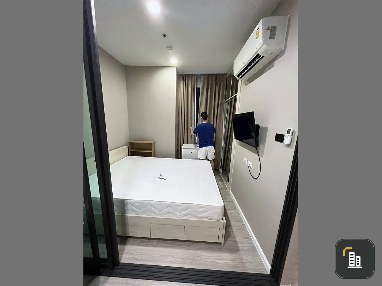 For sale, for rent JW Station @ Ramintra, 7th floor, fully furnished, interested, hurry and reserve now, don't wait.