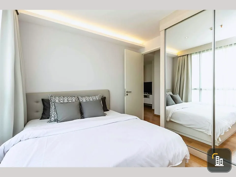 For rent: H Condo Sukhumvit 43, 9th floor, large room, spacious, comfortable, fully furnished, ready to move in. If you don't book, you'll miss out.