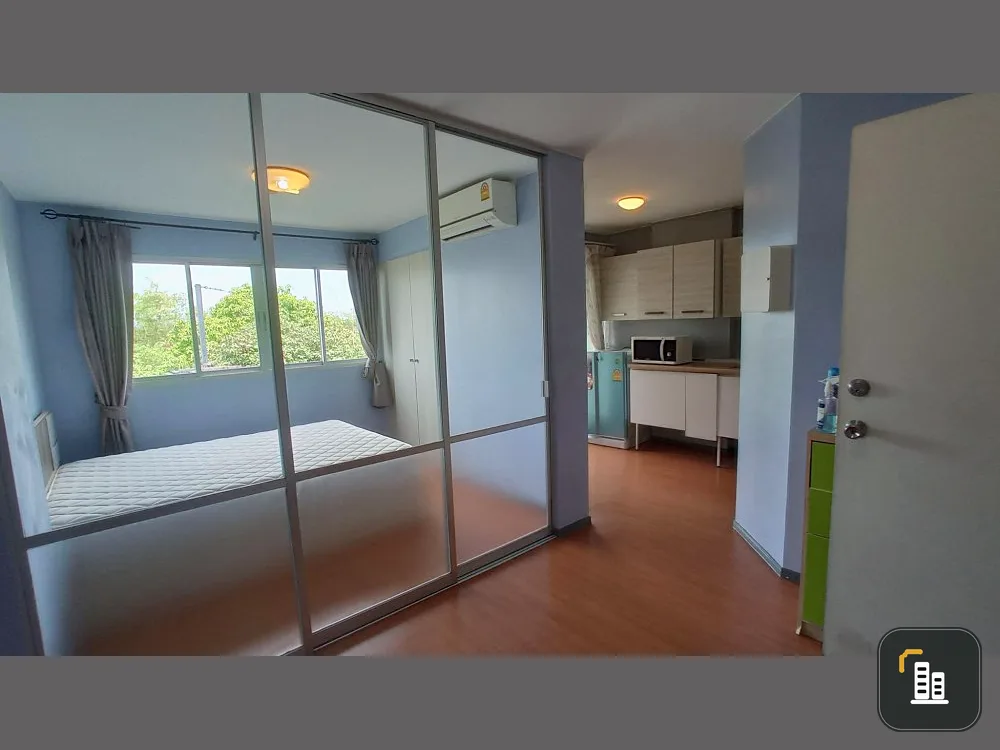 For sale: Lumpini Condo Town, Chonburi - Sukhumvit, 4th floor, colorful room, lots of freebies, book now, hurry!