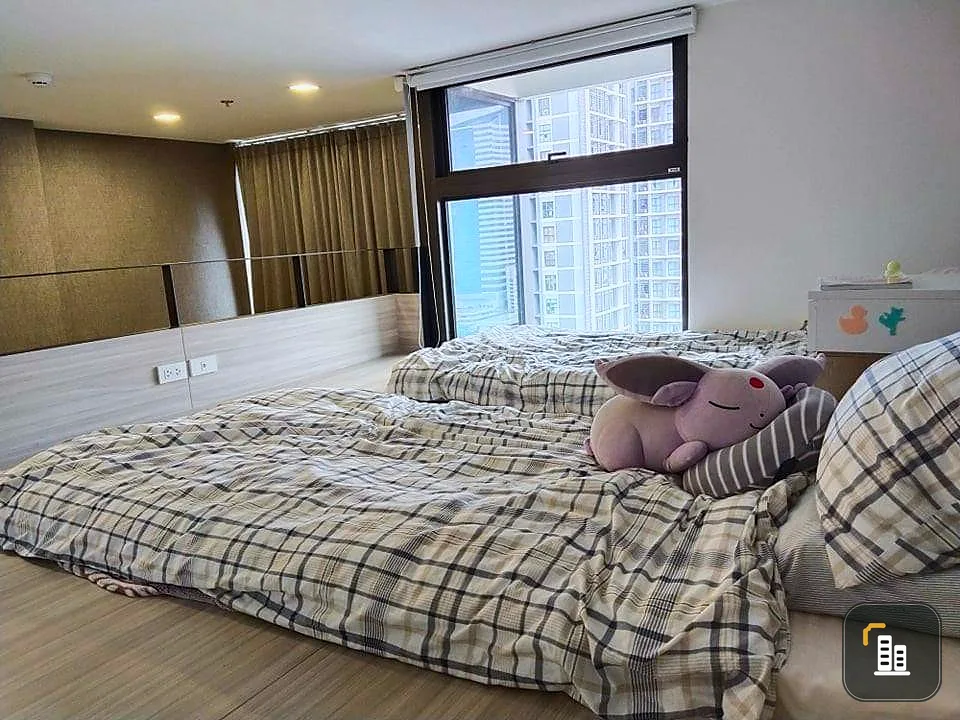 For sale: Cheewathai Residence Asoke, fully furnished room, comes with furniture and complete electrical appliances, reserve now, urgently.