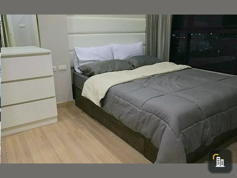 For rent, Urbano Absolute Sathorn-Taksin, beautifully decorated room, simple look, warm gray tone, good view, fully furnished.