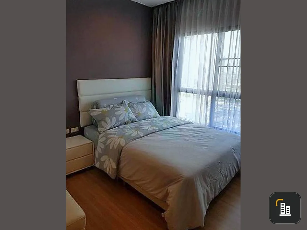 For rent Urbano Absolute Sathon-Taksin. Beautiful room, simple decoration, city view, beautiful view, good atmosphere, ready to move in.