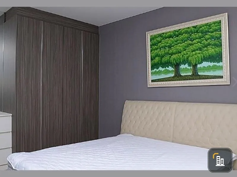 For rent, Urbano Absolute Sathorn-Taksin, beautiful room, decorated with flowers, simple look, comfortable to the eye, fully furnished.