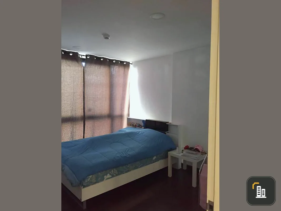 For rent Bangkok Feliz Sathorn-Taksin. The room is decorated simply, looks comfortable, fully furnished, ready to move in.