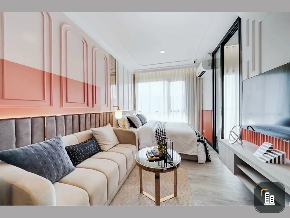 Selling down payment, The Origin Phahon Yothin 57, 3rd floor, swimming pool view, fully furnished, furniture + electrical appliances, reserve now
