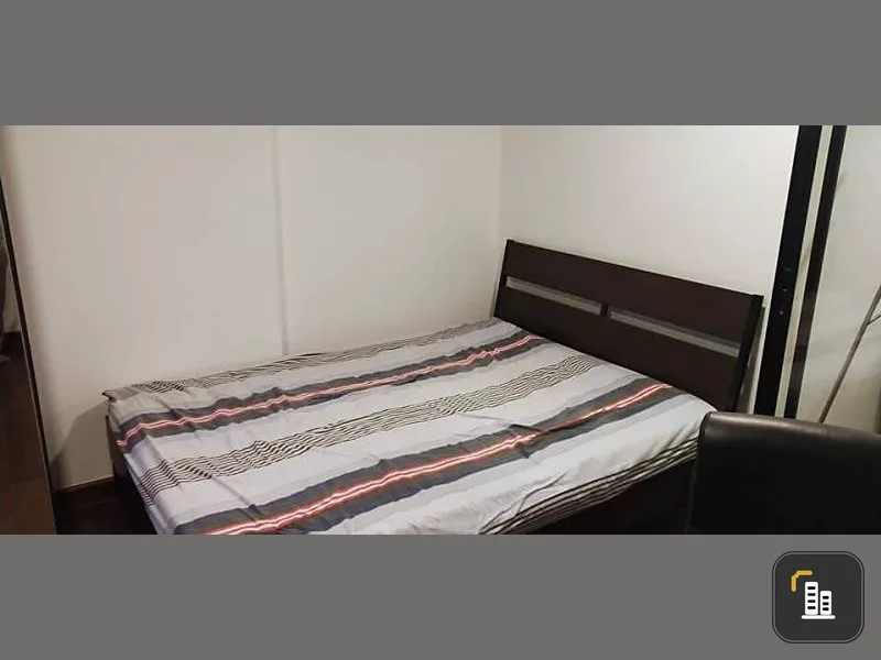 Bangkok Feliz Sathorn-Taksin for sale, beautiful room, simple decoration. Overlooking the pool, good atmosphere, fully furnished.