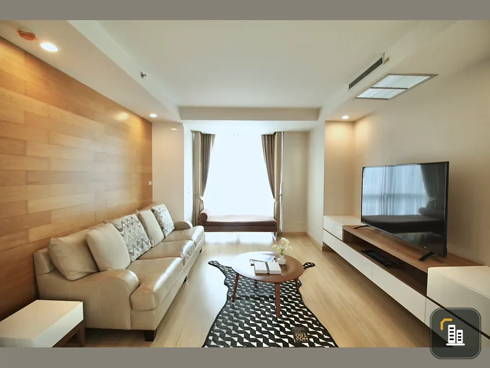 For sale, for rent, Condo The Rajdamri, 21st floor, corner room, private, complete in one place, hurry and reserve now.