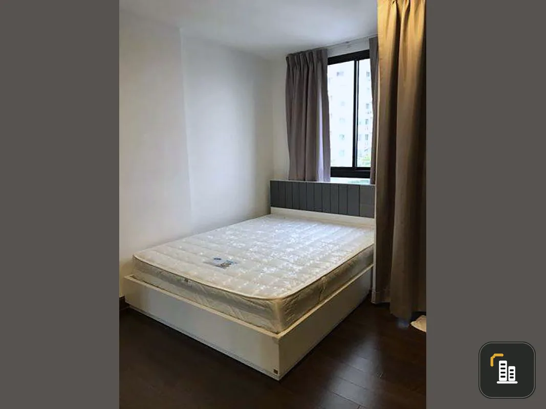 For rent Bangkok Feliz Sathorn-Taksin. The room is beautifully decorated, simple, modern tone, west side, beautiful view, fully furnished.