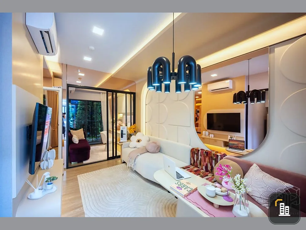Selling down payment, Chapter One Spark Charan, high floor, large room, spacious, open view, comfortable to the eyes, you can own it today.