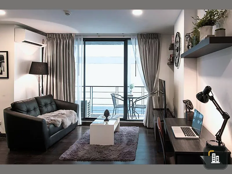 For rent Bangkok Feliz Sathorn-Taksin, very nice decorated room classic black tone No matter how you look at it, it's not boring. Fully furnished.