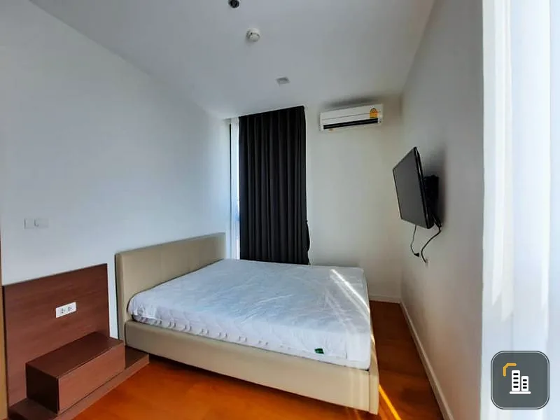 SALE Bright Wongwian Yai Ready to move in. Fully furnished, 20th floor, beautiful view of the Chao Phraya River. Hurry up to buy.