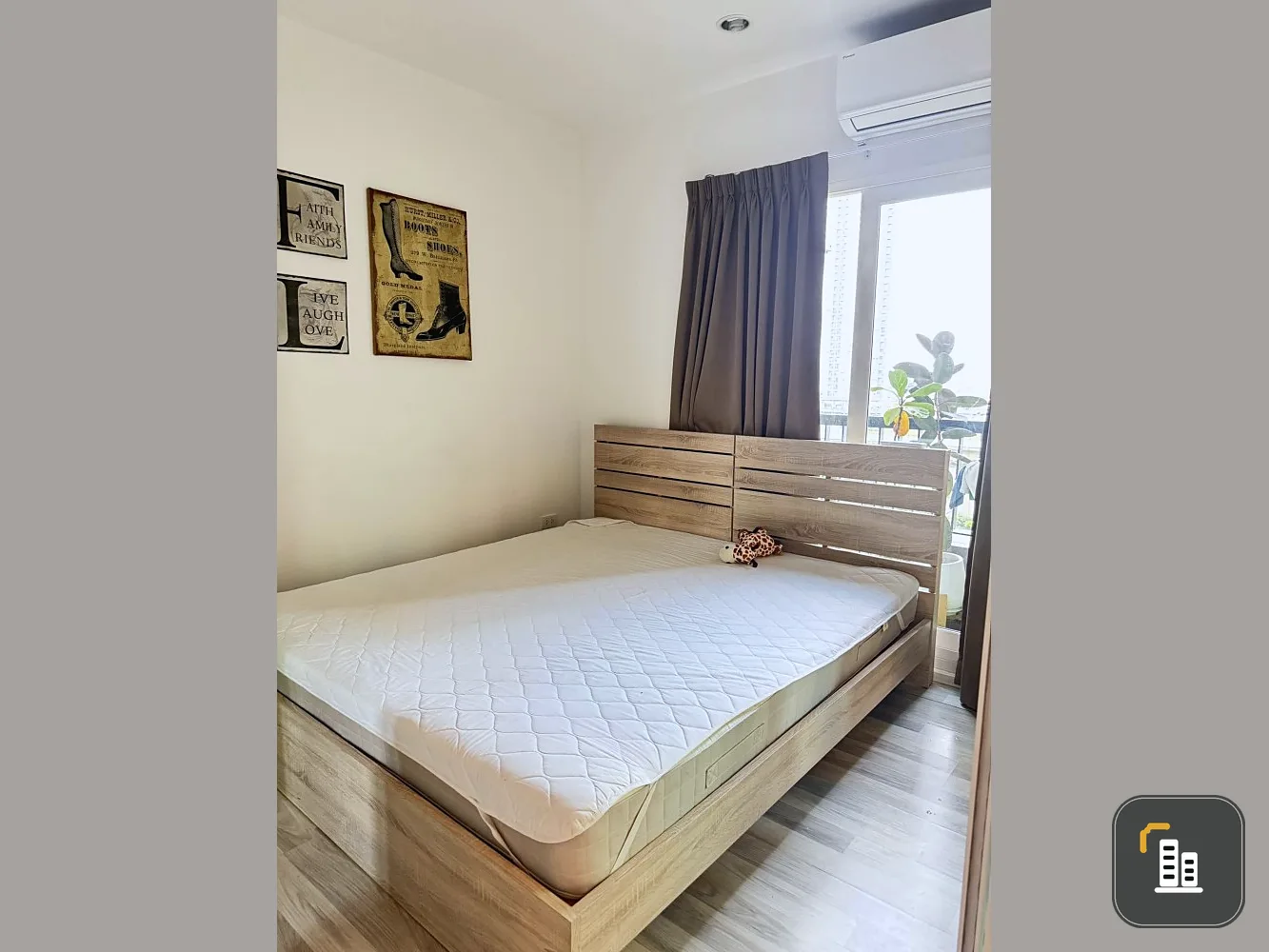 For sale, for rent, The Key Sathorn Ratchapruek, Building A, swimming pool view, north side, not hot sun, cool breeze, hurry up and grab it.