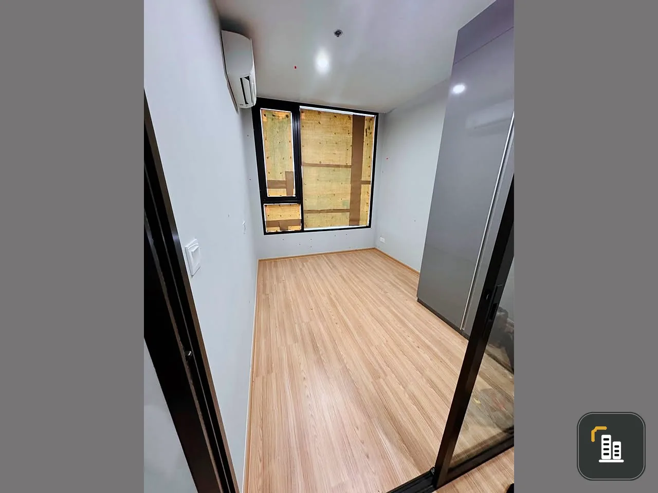 Selling down payment Skyrise Avenue Sukhumvit 64, good location, not near the elevator and not near the fire exit. If you're slow, you'll miss out.