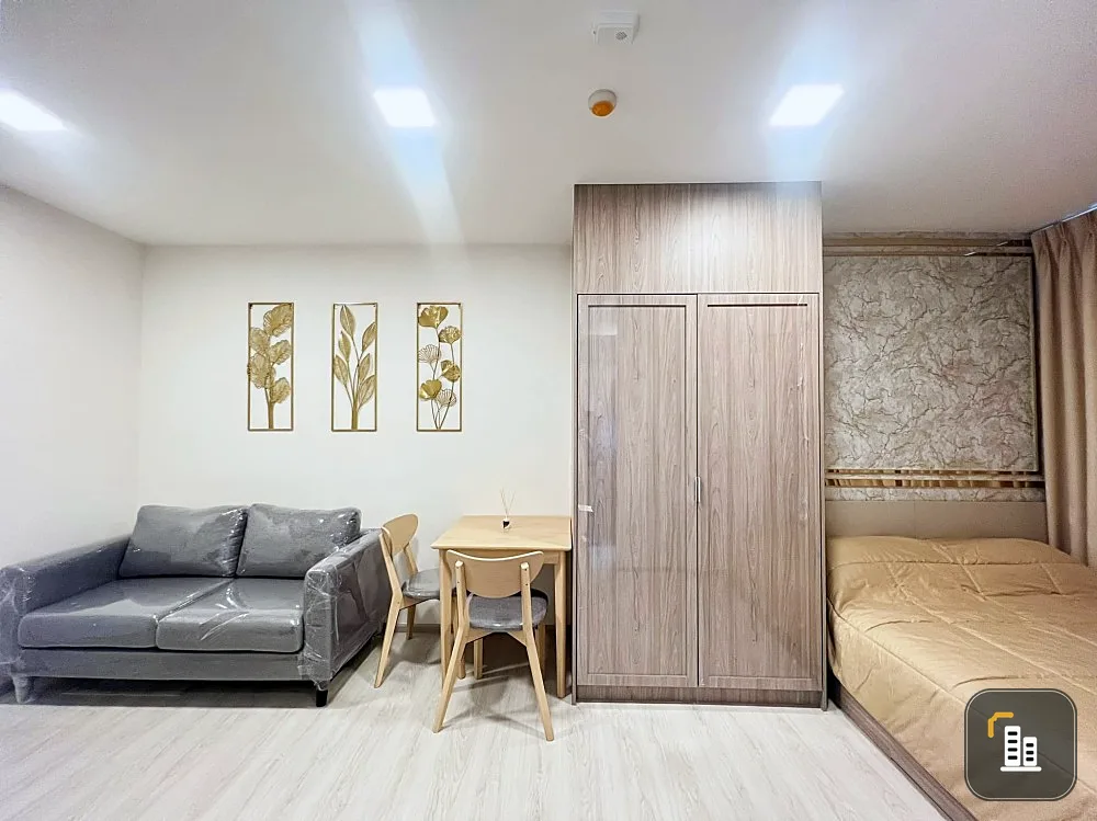 For rent: Plum Condo Sukhumvit 62, 8th floor, same floor as common area, beautifully decorated, fully furnished, very well-toned, don't miss it.