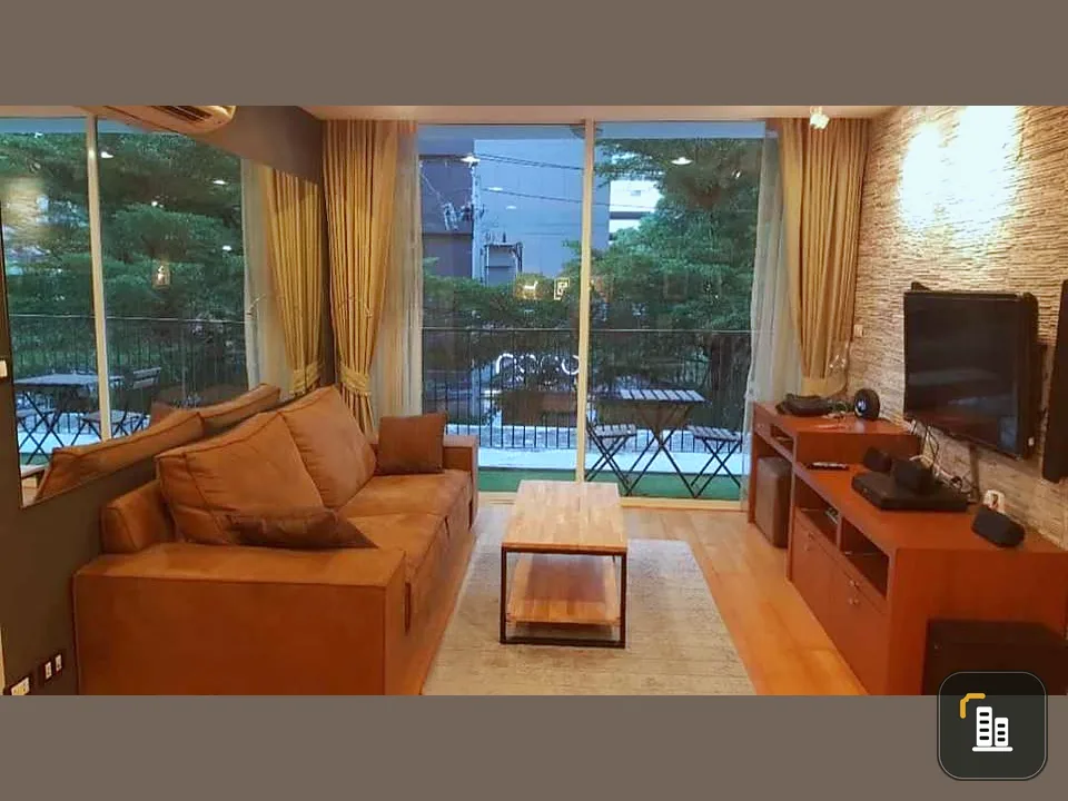 For rent: The Fine at River, 3rd floor, corner room, lots of usable space, decorated with quality furniture, book now.
