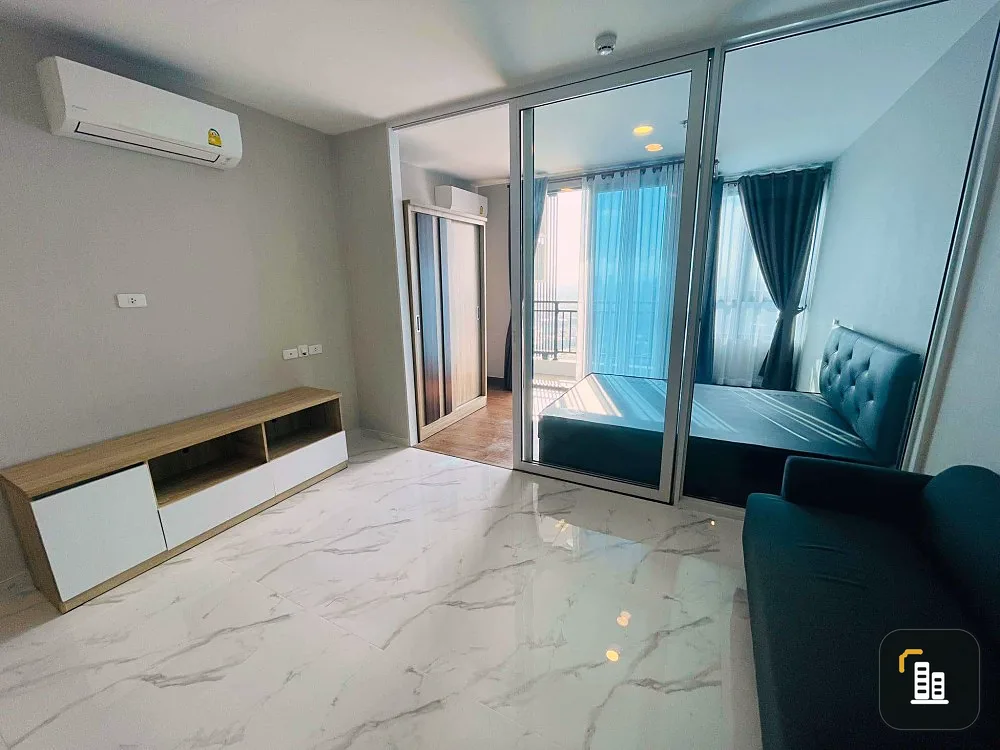 For sale, for rent, Artisan Ratchada, 34th floor, top floor, beautiful city view, no blocked view, if interested, you can reserve now.