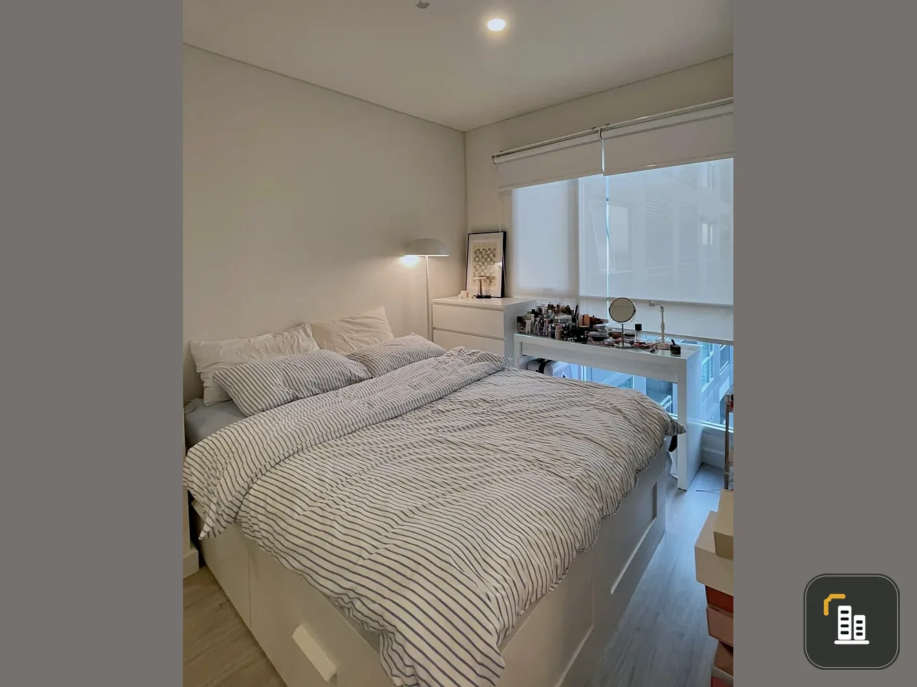 For sale: Lumpini Place Rama 3-Riverside. Beautifully decorated room, very Korean style. Electrical appliances provided. Must reserve.