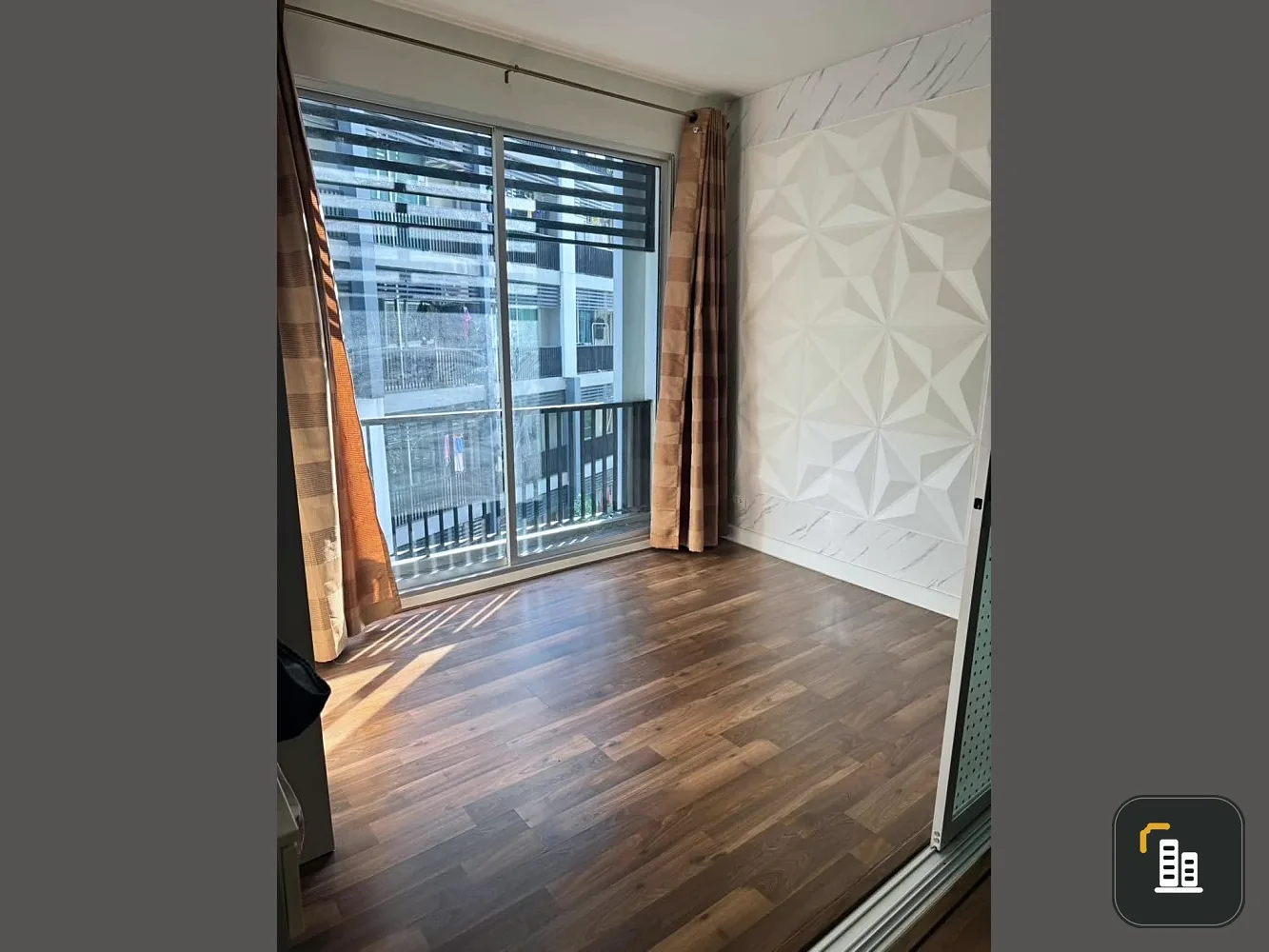 Condo for rent: A Space ME Sukumvit 77, corner room, spacious, balcony with pool view, hurry and reserve before you miss out.
