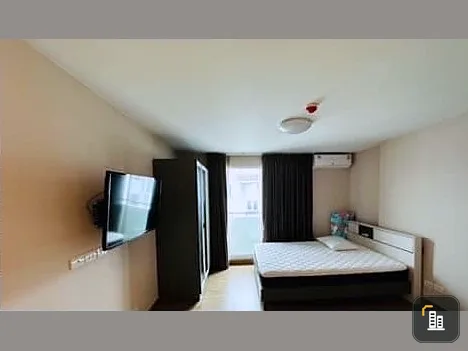 Urgent sale, cheap sale at Plum Condo Phahon Yothin 89, studio room, 8th floor, good for living or investment, reserve now.