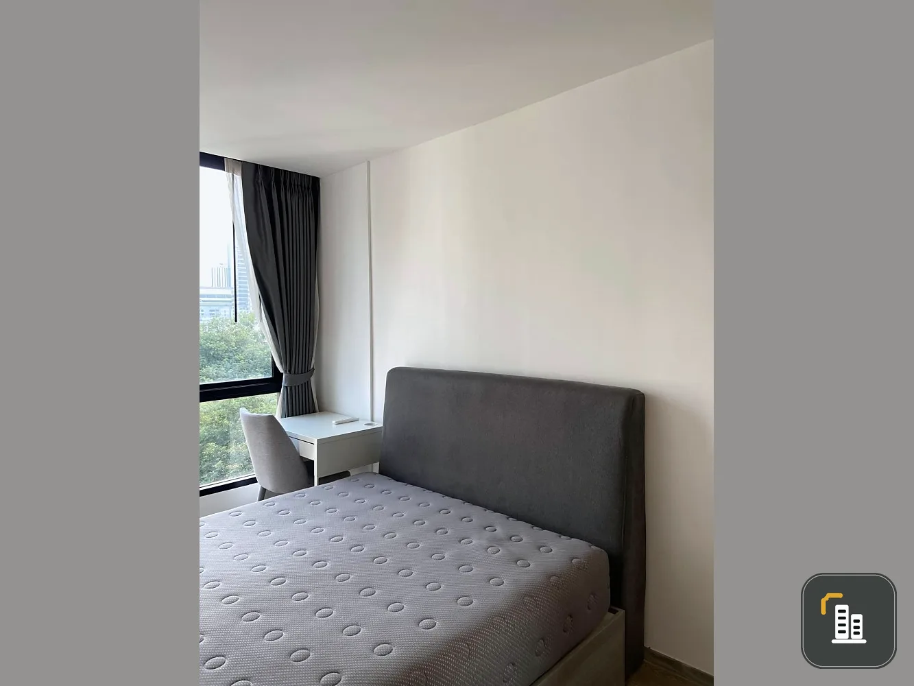 For sale, for rent at Vira Phahonyothin-Ari, a nice room with complete facilities. If you don't book, you'll regret it later.