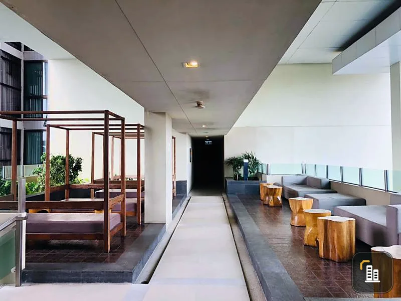Condo for sale, Ideo Sathorn-Taksin, nice room, 21st floor, city view of Bangkok. The room is ready. Hurry up to reserve.