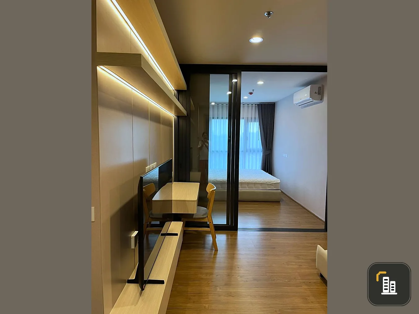 For rent The Line Vibe, ready to move in, 19th floor, city view. If you don't book, you'll regret it later. I'm telling you.